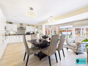 Kitchen/Diner- click for photo gallery